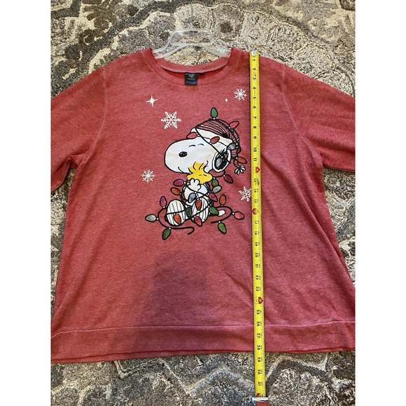 Peanuts Snoopy Woodstock Christmas Red Womens Lights 18/20 Plus Sweatshirt - Picture 7 of 8